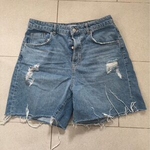 Zara Distressed Bermuda Mom Fit Shorts